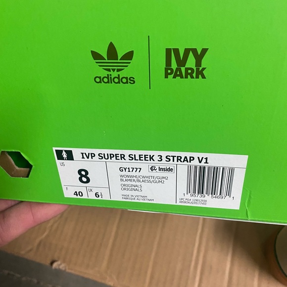 Adidas x IVY PARK Super Sleek Three-Strap V1 - Picture 2 of 6